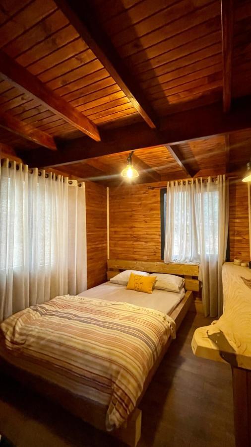 Panurlawoodenhouse Oezel Havuz& Sauna Mavi Exterior photo