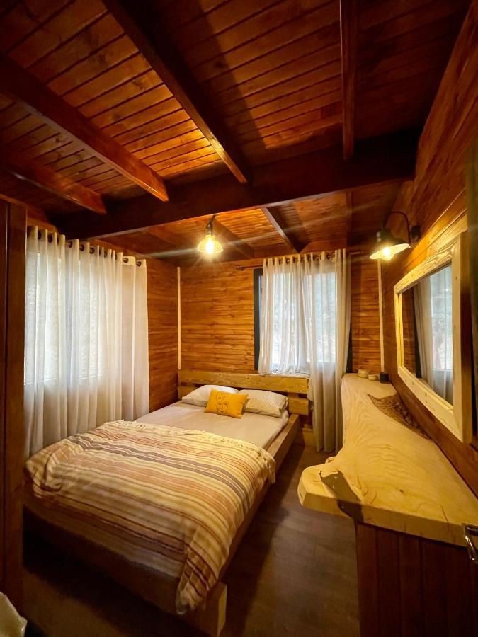 Panurlawoodenhouse Oezel Havuz& Sauna Mavi Exterior photo
