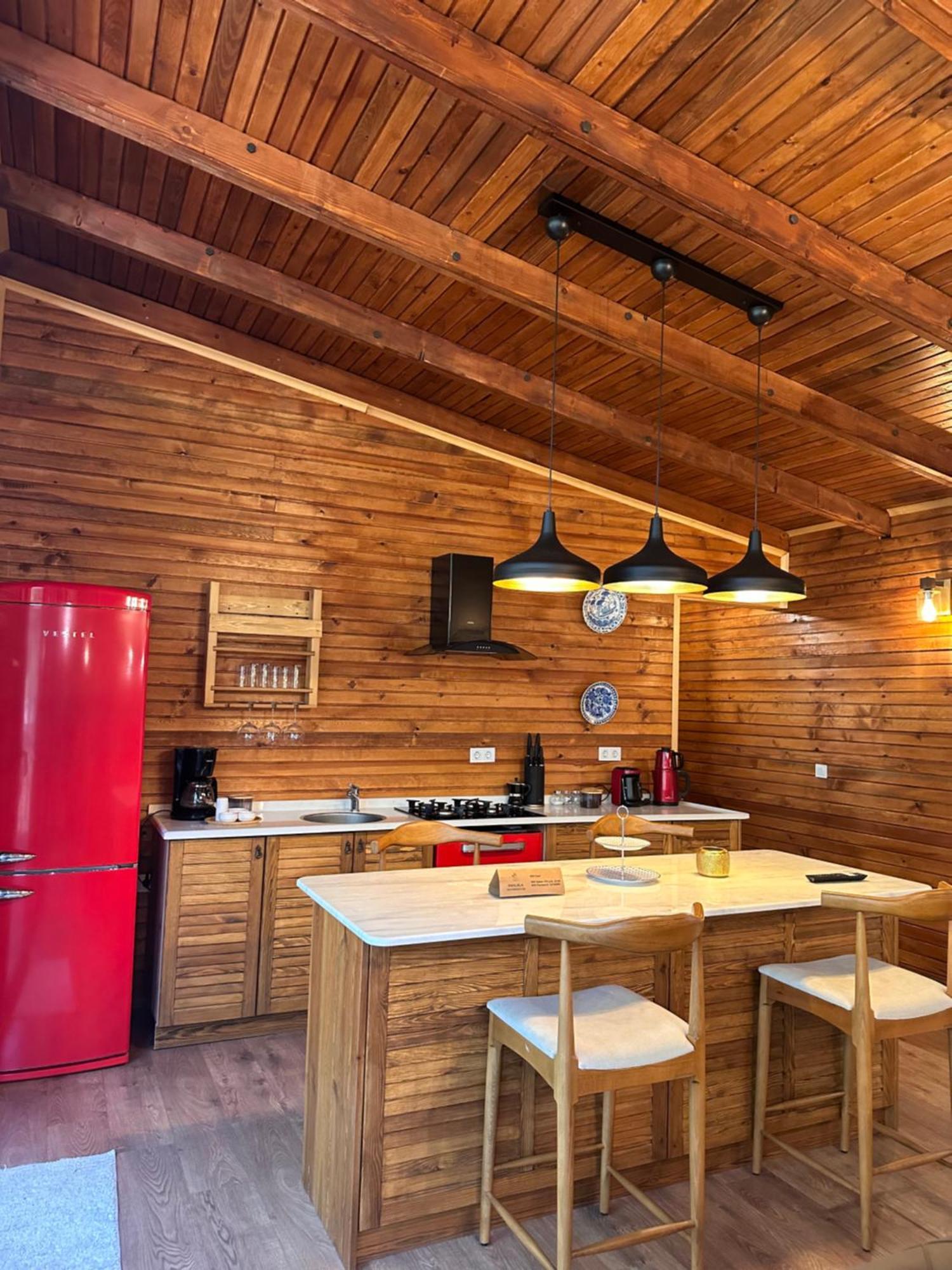 Panurlawoodenhouse Oezel Havuz& Sauna Mavi Exterior photo
